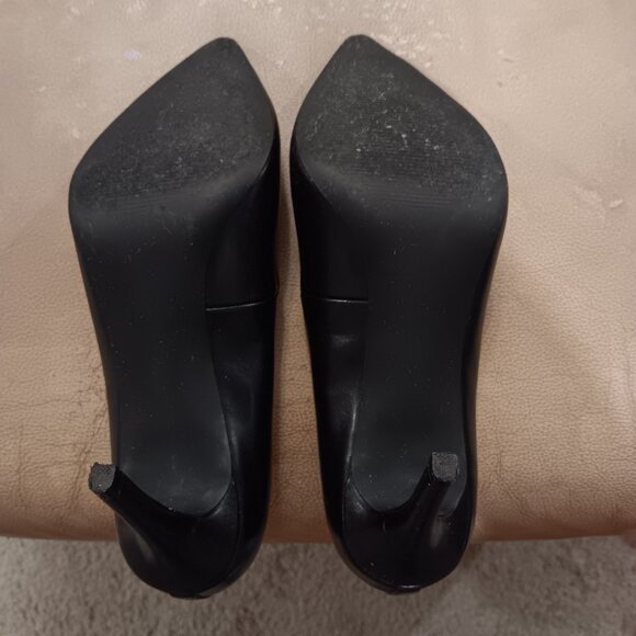 **14TH & UNION BLACK 3" PUMPS** - Picture 8 of 8